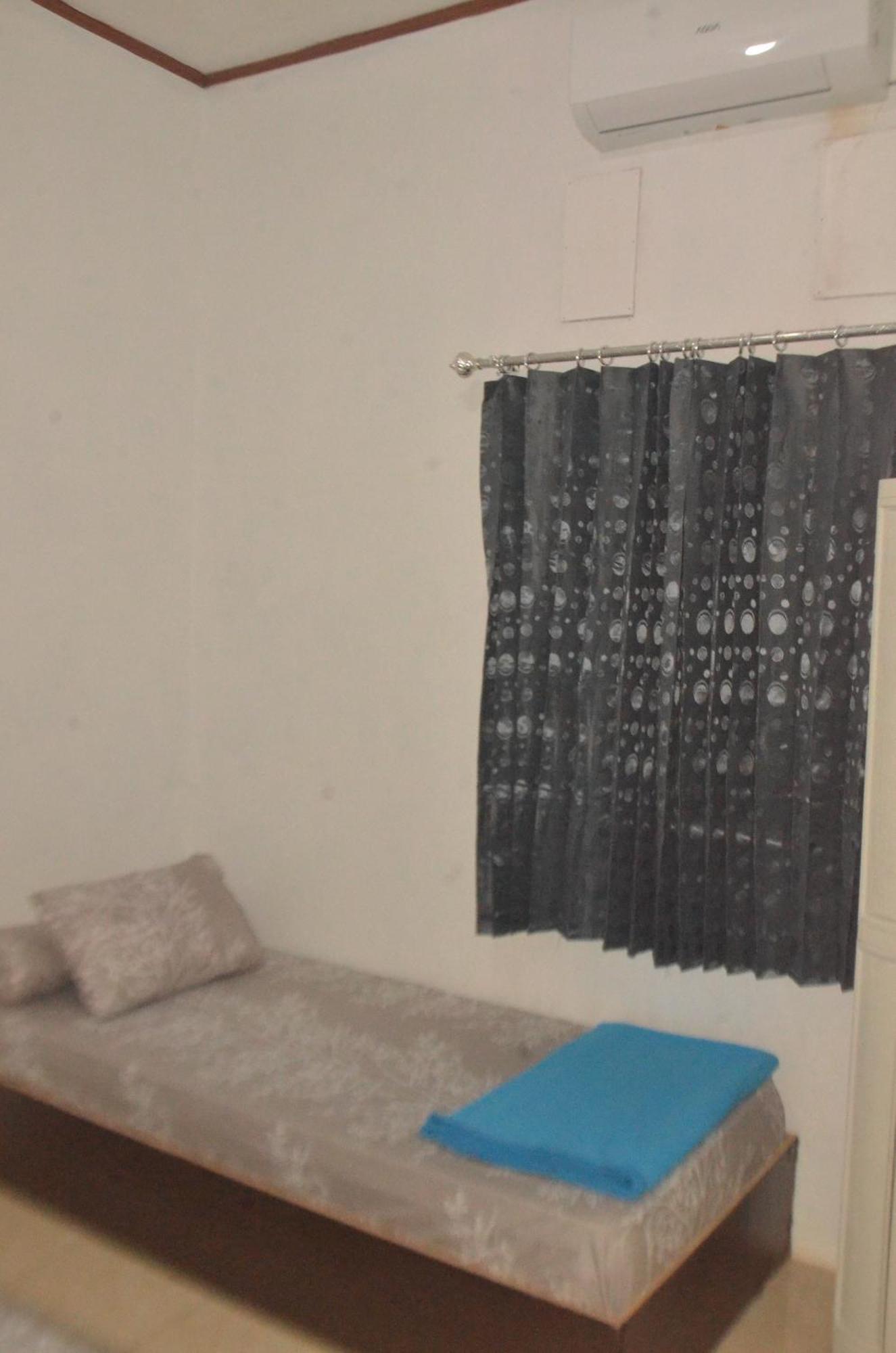 Baronda Guest House Sorong Ngoại thất bức ảnh