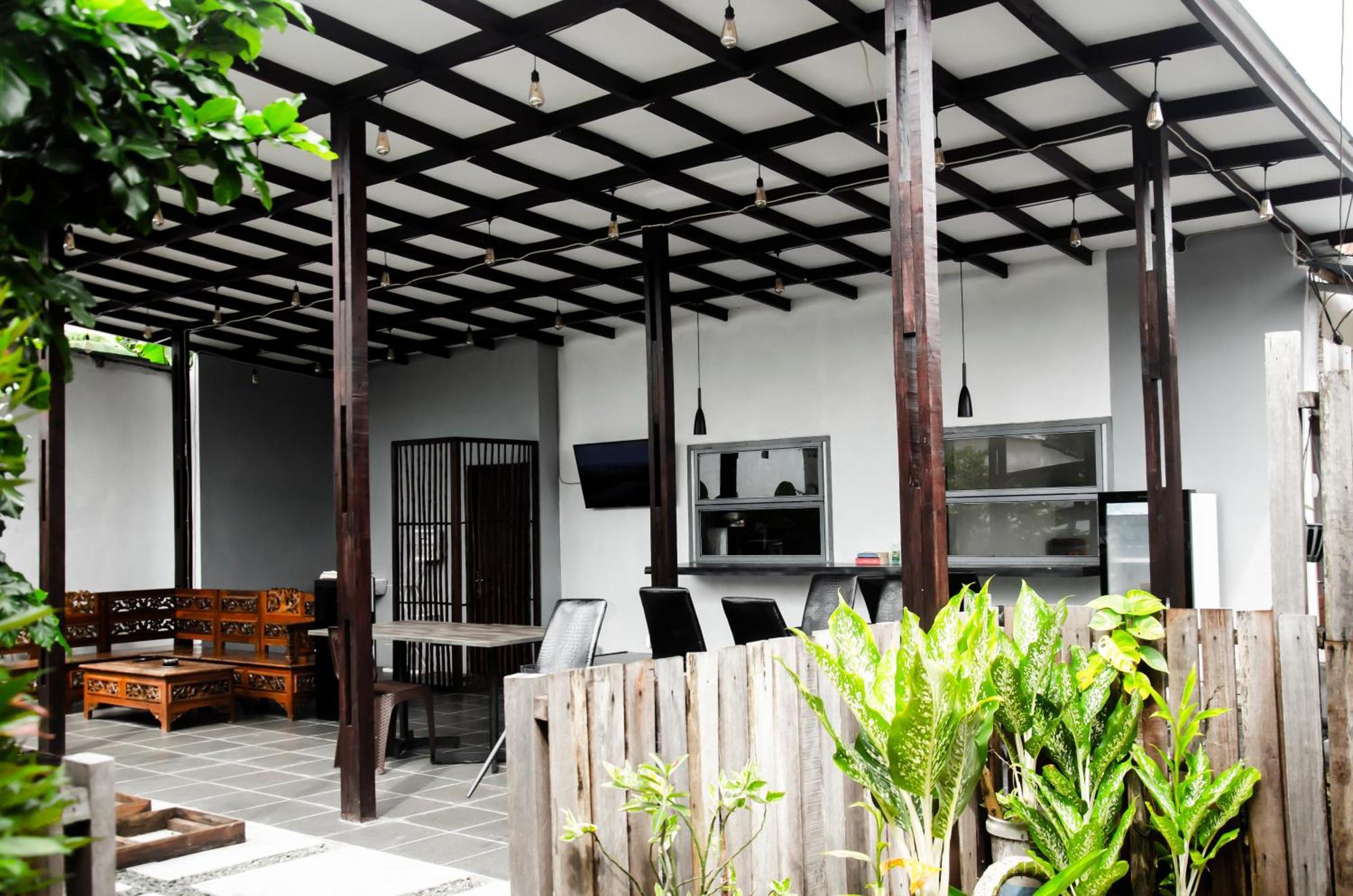 Baronda Guest House Sorong Ngoại thất bức ảnh