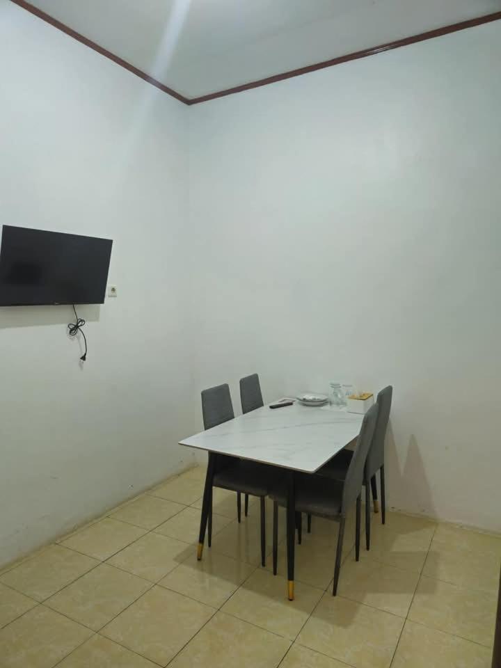 Baronda Guest House Sorong Ngoại thất bức ảnh