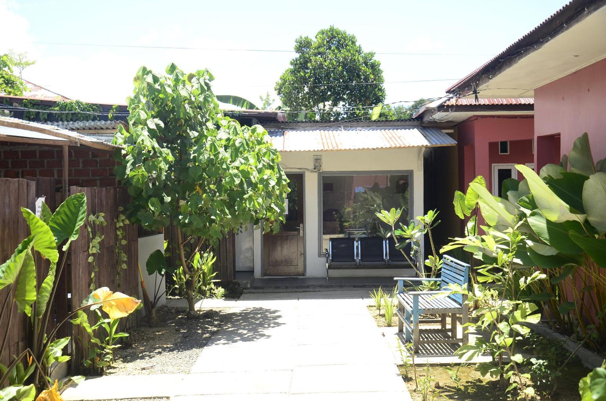 Baronda Guest House Sorong Ngoại thất bức ảnh